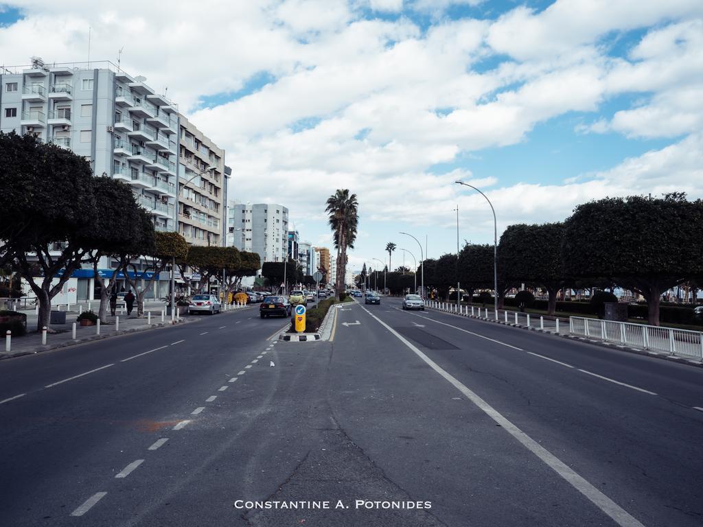 Sea Front & City Center, Amazing Sea View Limassol Exterior foto